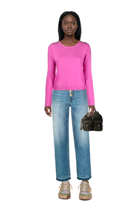 Outfit medium quilted re-nylon backpack with saffiano leather trim and ball star sneakers