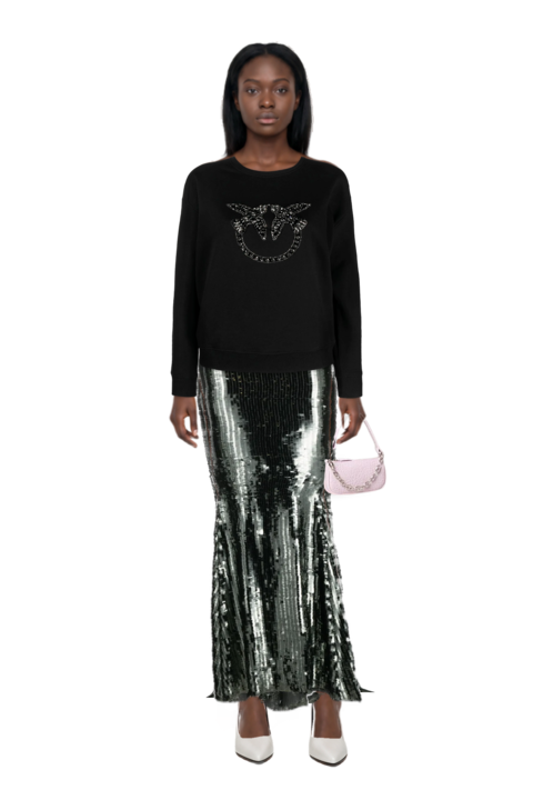 Outfit fame leather pumps and sequinned maxi skirt