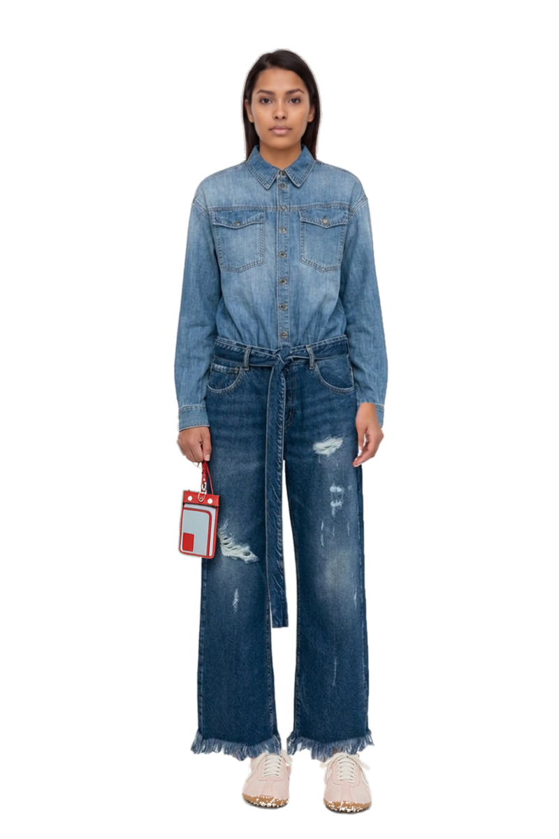 Outfit x jacquemus moon shoe sneakers and pinko jumpsuit