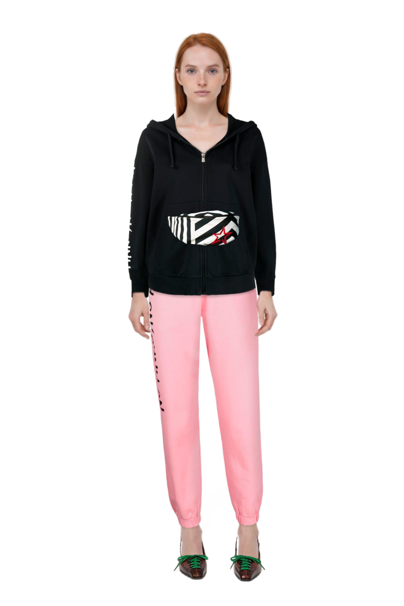 Outfit lace-up pointed-toe pumps and pinko sweatshirt