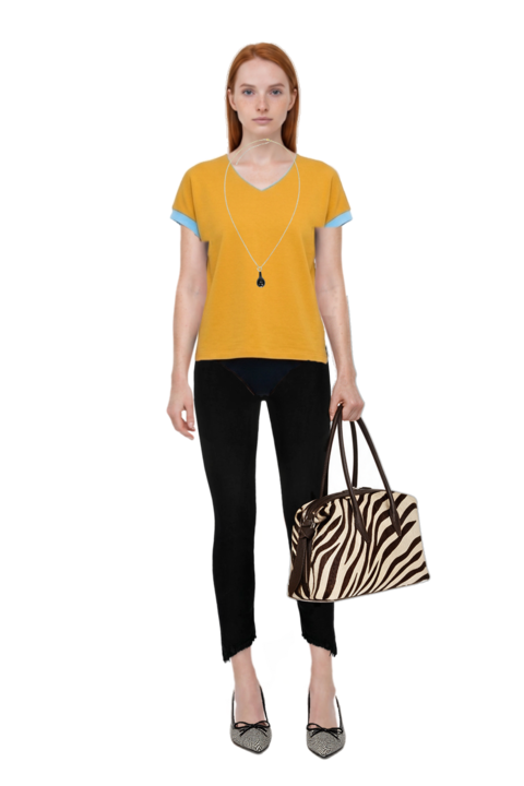 Outfit brioche duffle zebra-print shoulder bag and drop-pendant necklace