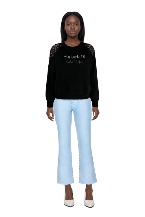 Outfit fame leather pumps and pinko sweatshirt