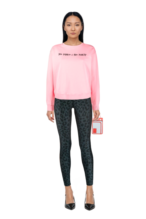 Outfit decollete slingback pointed-toe pumps and pinko sweatshirt