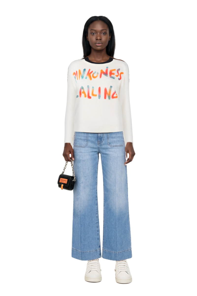 Outfit pinko t-shirt and alina flared jeans
