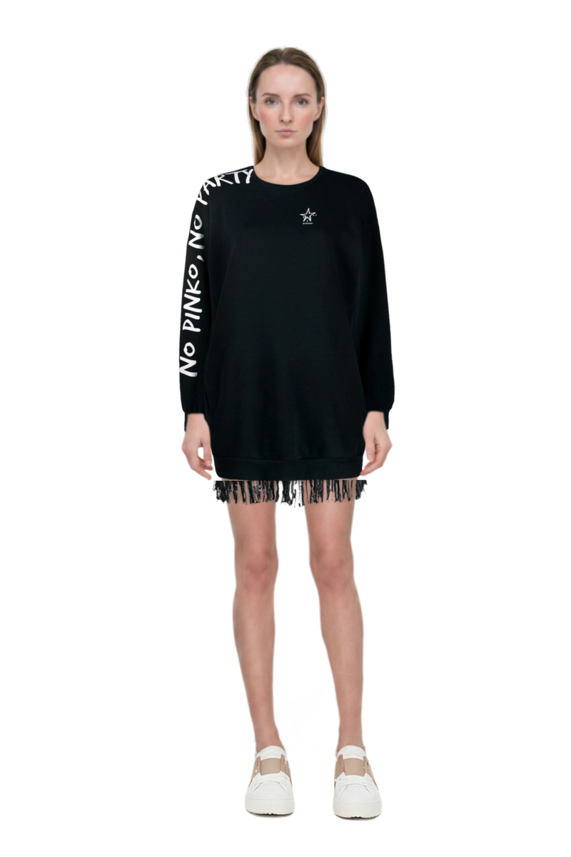 Outfit pinko shorts and pinko sweatshirt