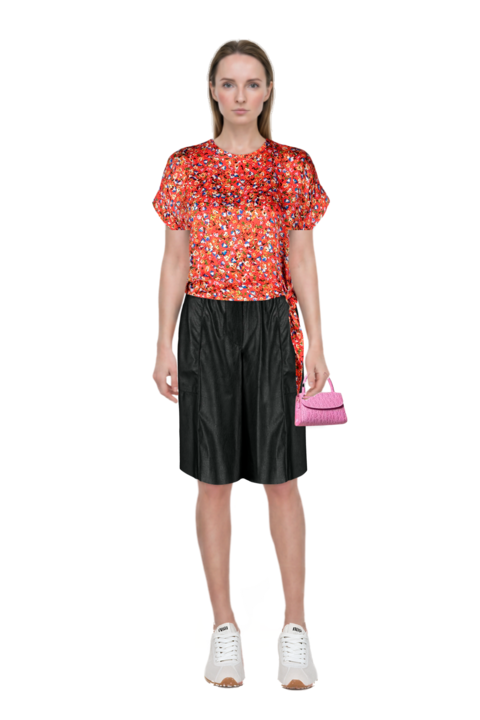 Outfit pinko bermuda shorts and plume mesh fabric sneakers
