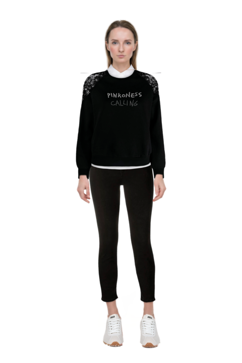 Outfit plume mesh fabric sneakers and pinko polo