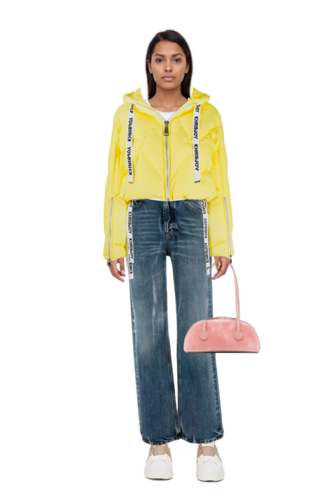 Outfit bessette leather tote bag and cotton jeans