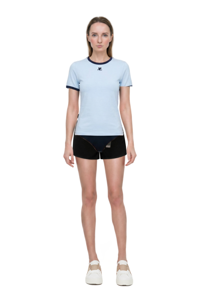 Outfit logo-patch ringer t-shirt and pinko shorts