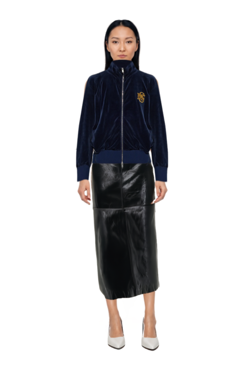 Outfit fame leather pumps and logo-embroidered zip-up sweatshirt