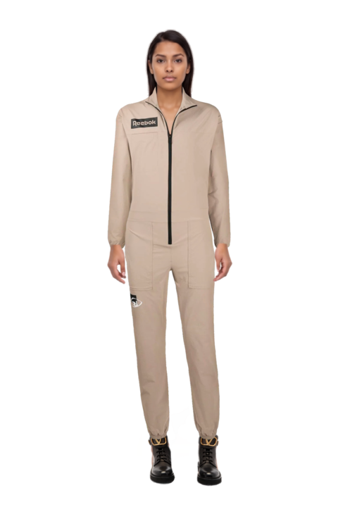 Outfit 23 tracksuit and 23 ankle boots