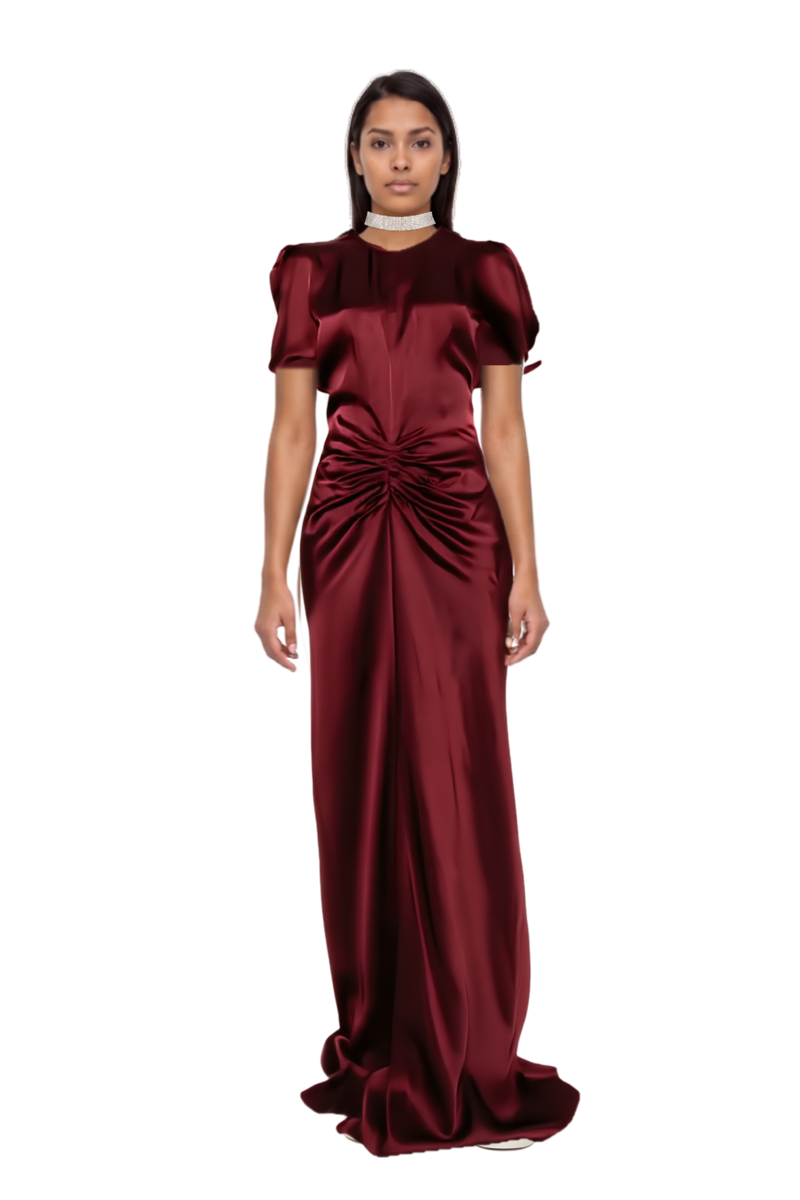 Outfit gathered maxi dress and 23 necklace