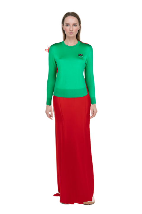 Outfit x jacquemus moon shoe sneakers and glamorous evening gown