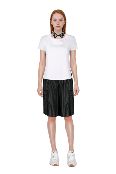 Outfit plume mesh fabric sneakers and pinko bermuda shorts