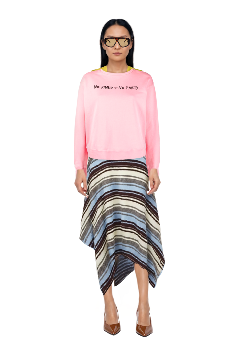 Outfit 80mm vrushali pumps and striped handkerchief-hem midi skirt