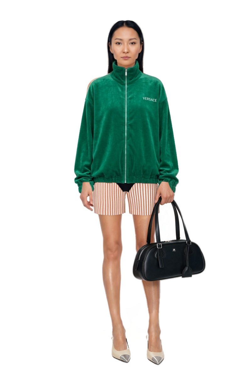 Outfit medium friday curved tote bag and cassandre-plaque pumps