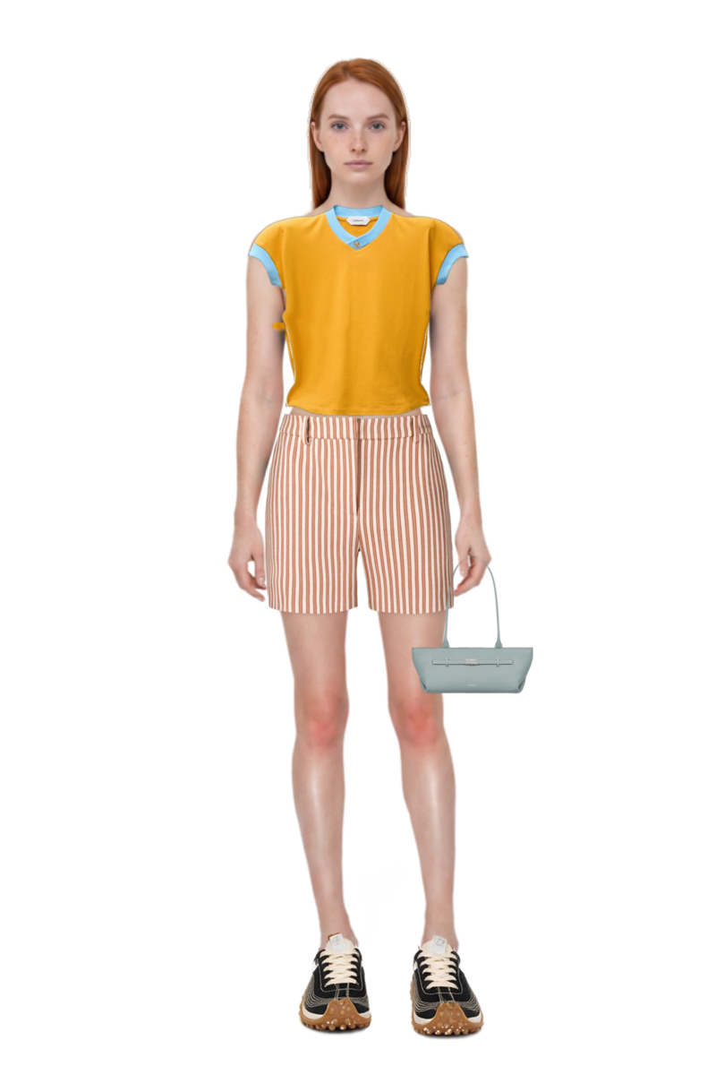 Outfit pinko shorts and new york grained leather shoulder bag