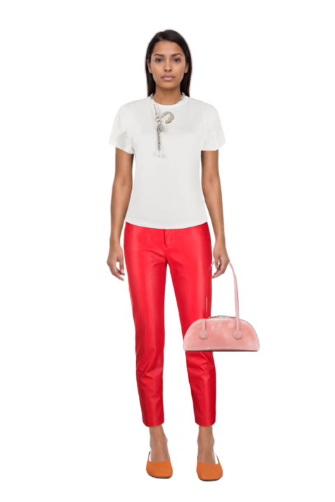 Outfit bessette leather tote bag and pinko t-shirt
