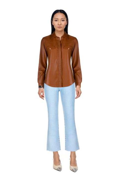 Outfit cassandre-plaque pumps and pinko shirt