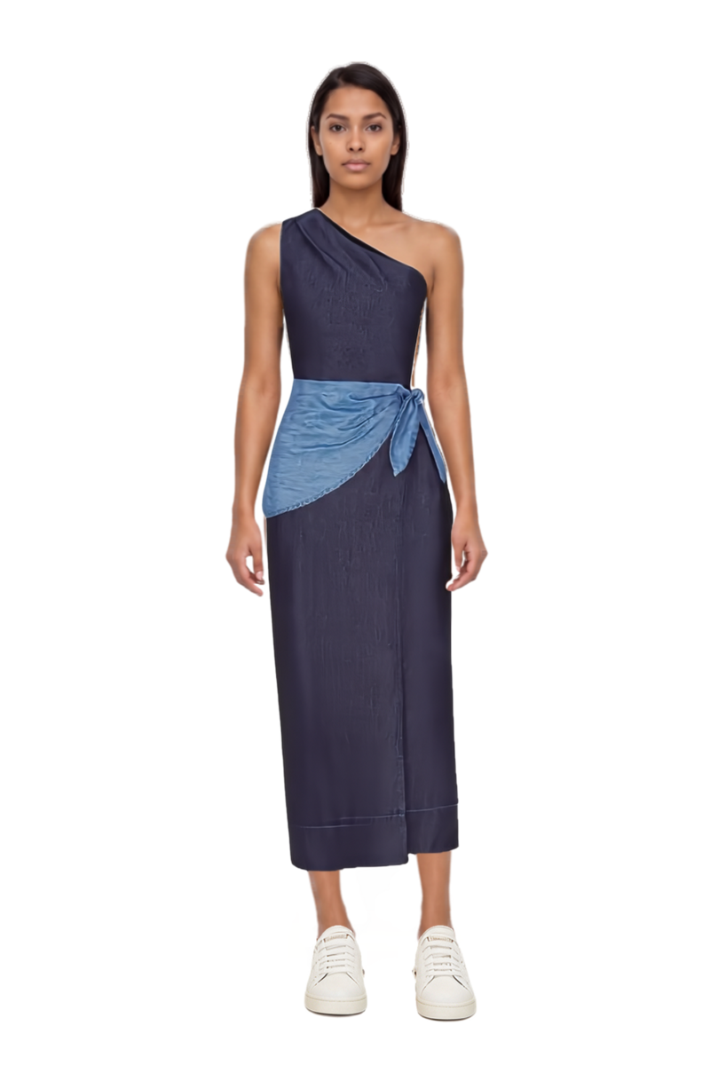 Outfit belem chambray one-shoulder midi dress and 23 sneakers