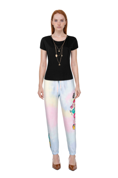 Outfit 80mm vrushali pumps and pinko t-shirt