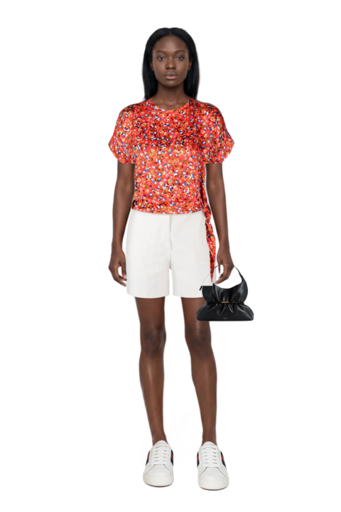 Outfit sphynx medium bag in smooth leather and pinko bermuda shorts