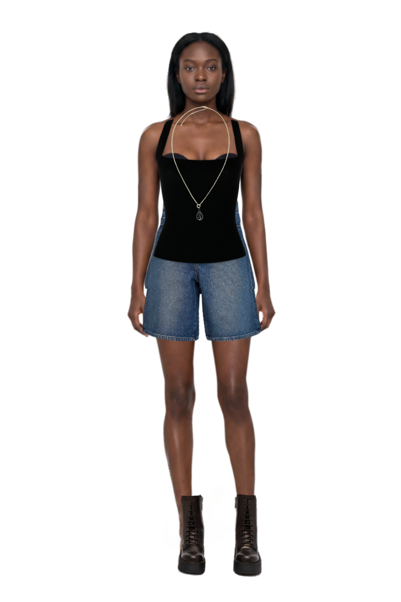 Outfit donnola denim bermuda shorts and drop-pendant necklace