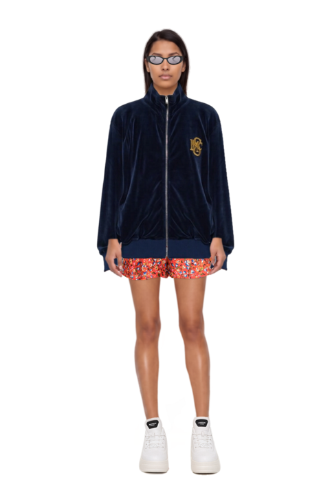 Outfit cat-eye sunglasses and logo-embroidered zip-up sweatshirt