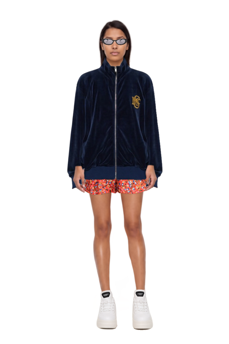 Outfit cat-eye sunglasses and logo-embroidered zip-up sweatshirt