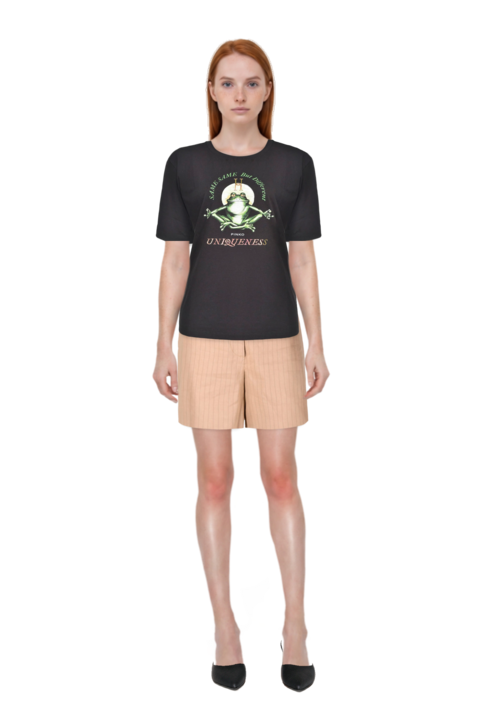 Outfit le cœur pointed-toe mules and pinko bermuda shorts