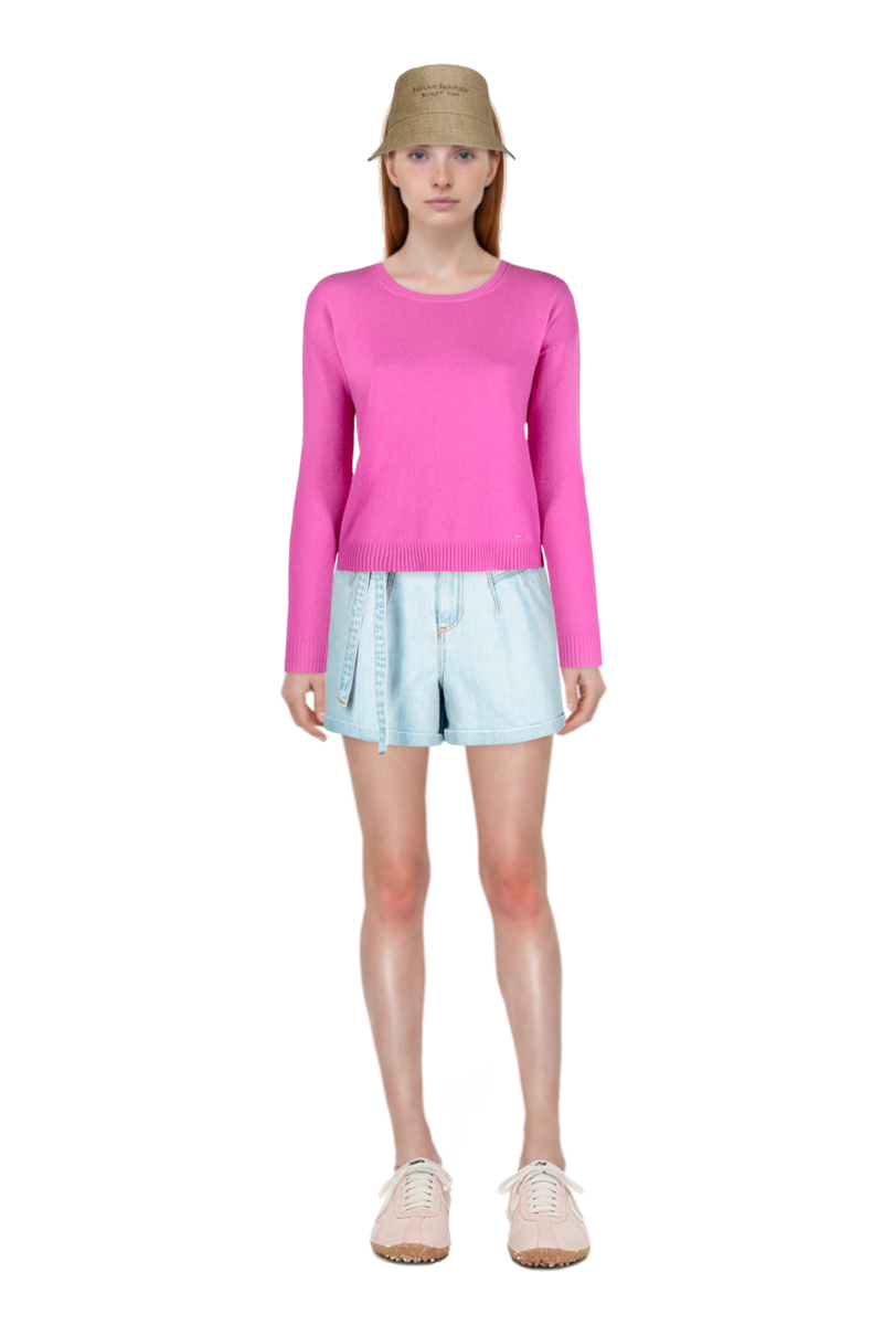 Outfit pinko trouser belt and x jacquemus moon shoe sneakers