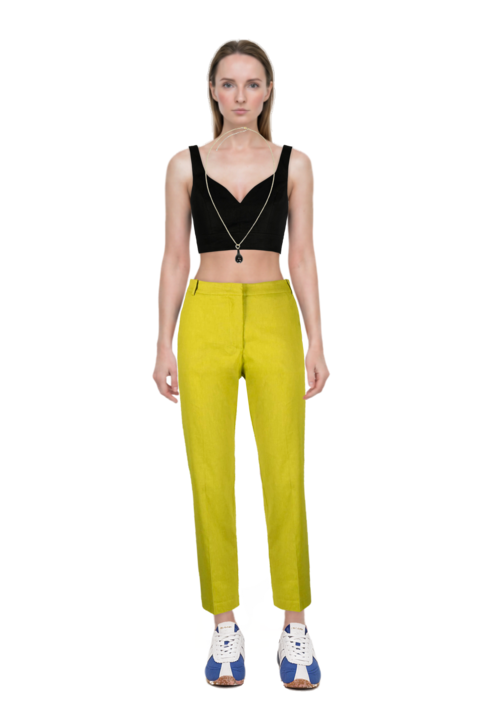 Outfit drop-pendant necklace and the 400 bleecker runner sneakers