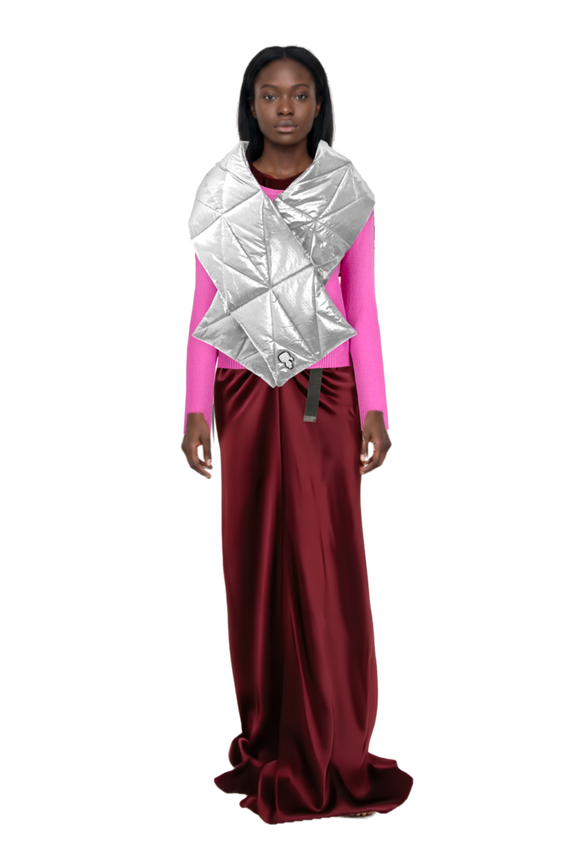 Outfit gathered maxi dress and mesh mirage sneakers