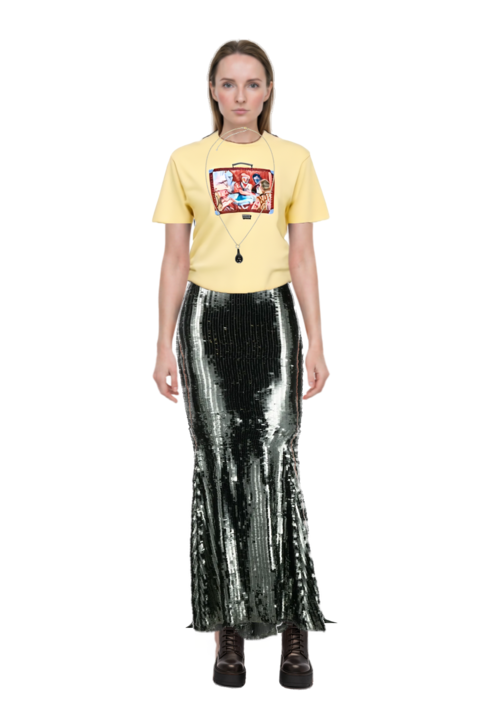 Outfit drop-pendant necklace and sequinned maxi skirt
