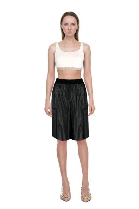 Outfit vlogo signature slingback pumps and pinko bermuda shorts