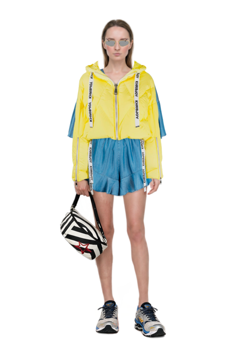 Outfit oval-frame sunglasses and wave prophecy 1 sneakers