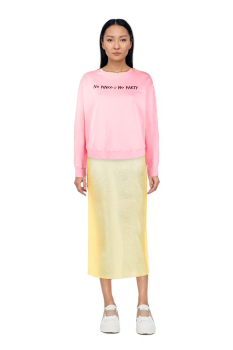 Outfit signature crochet beach dress and pinko sweatshirt