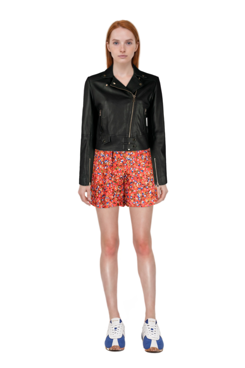 Outfit the 400 bleecker runner sneakers and pinko shorts