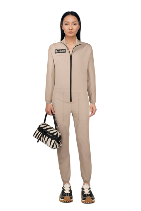Outfit mesh mirage sneakers and zebra-print leather clutch bag