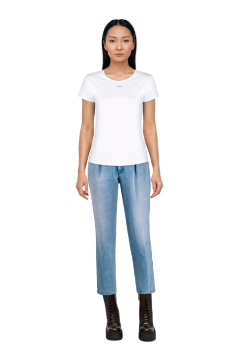 Outfit pinko t-shirt and pinko jeans