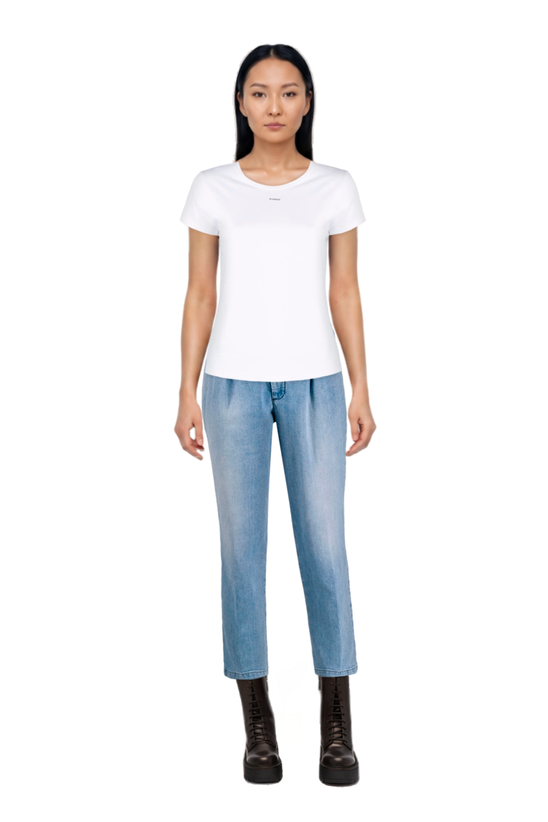 Outfit pinko t-shirt and pinko jeans