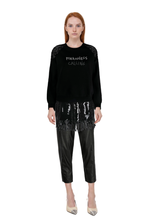 Outfit cassandre-plaque pumps and pinko sweatshirt
