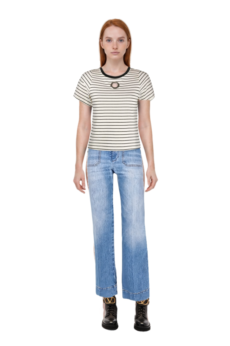 Outfit alina flared jeans and pinko t-shirt