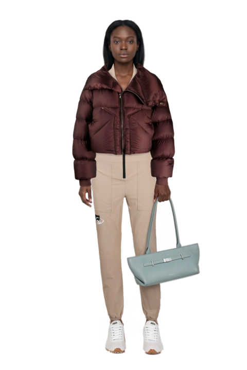 Outfit new york grained leather shoulder bag and plume mesh fabric sneakers