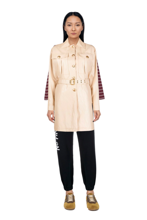 Outfit signature logo striped long-sleeve polo shirt and suede sneakers
