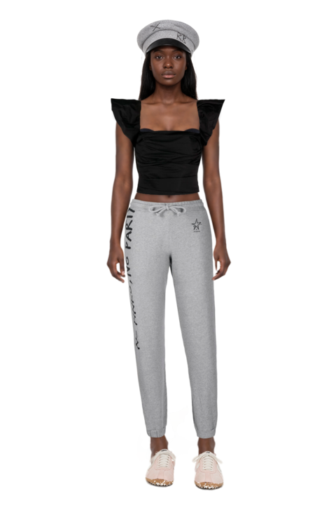 Outfit x jacquemus moon shoe sneakers and pinko top