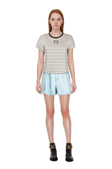 Outfit pinko shorts and pinko t-shirt