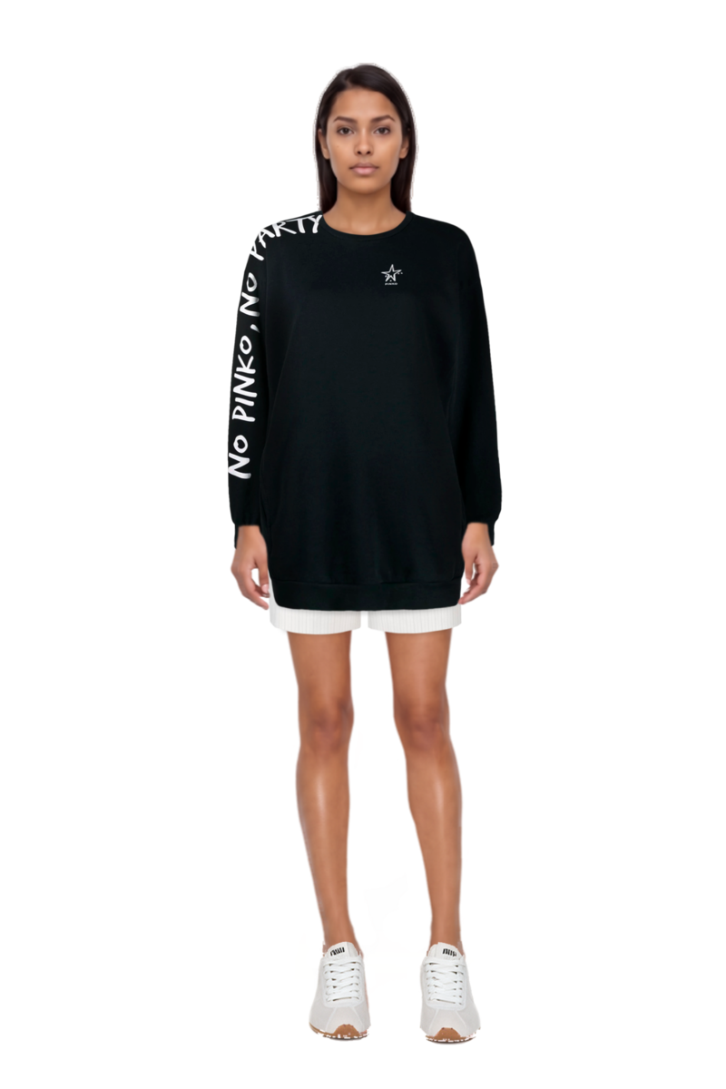 Outfit plume mesh fabric sneakers and pinko bermuda shorts