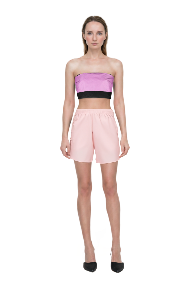 Outfit nylon shorts and le cœur pointed-toe mules