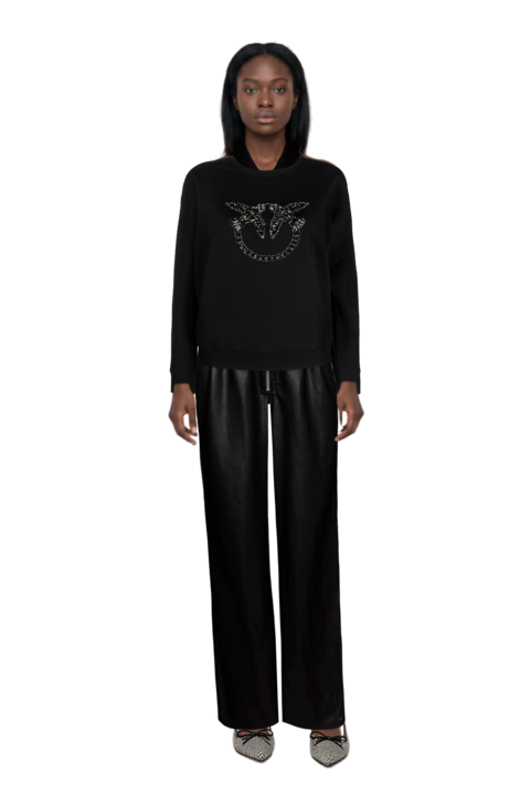 Outfit scarlett 50 pumps and pinko sweatshirt